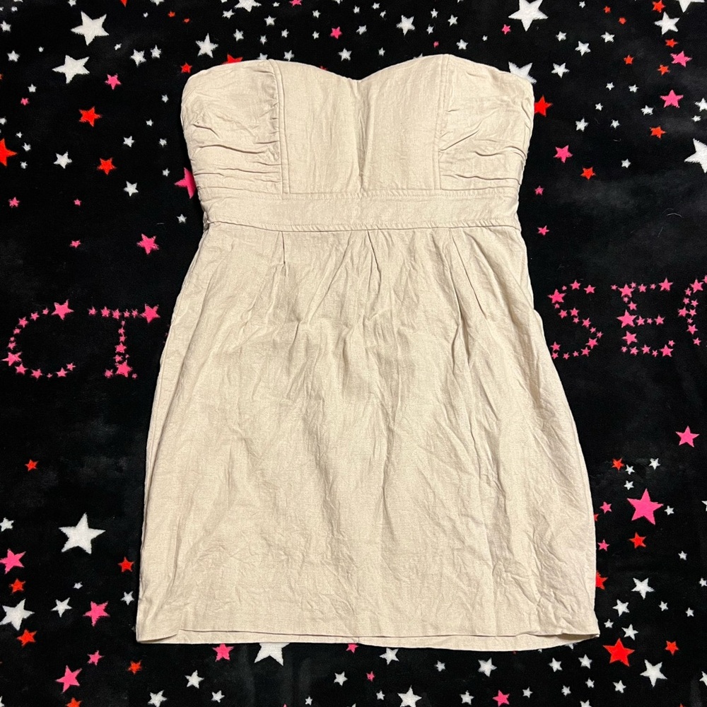 Elegant Cream Strapless Dress